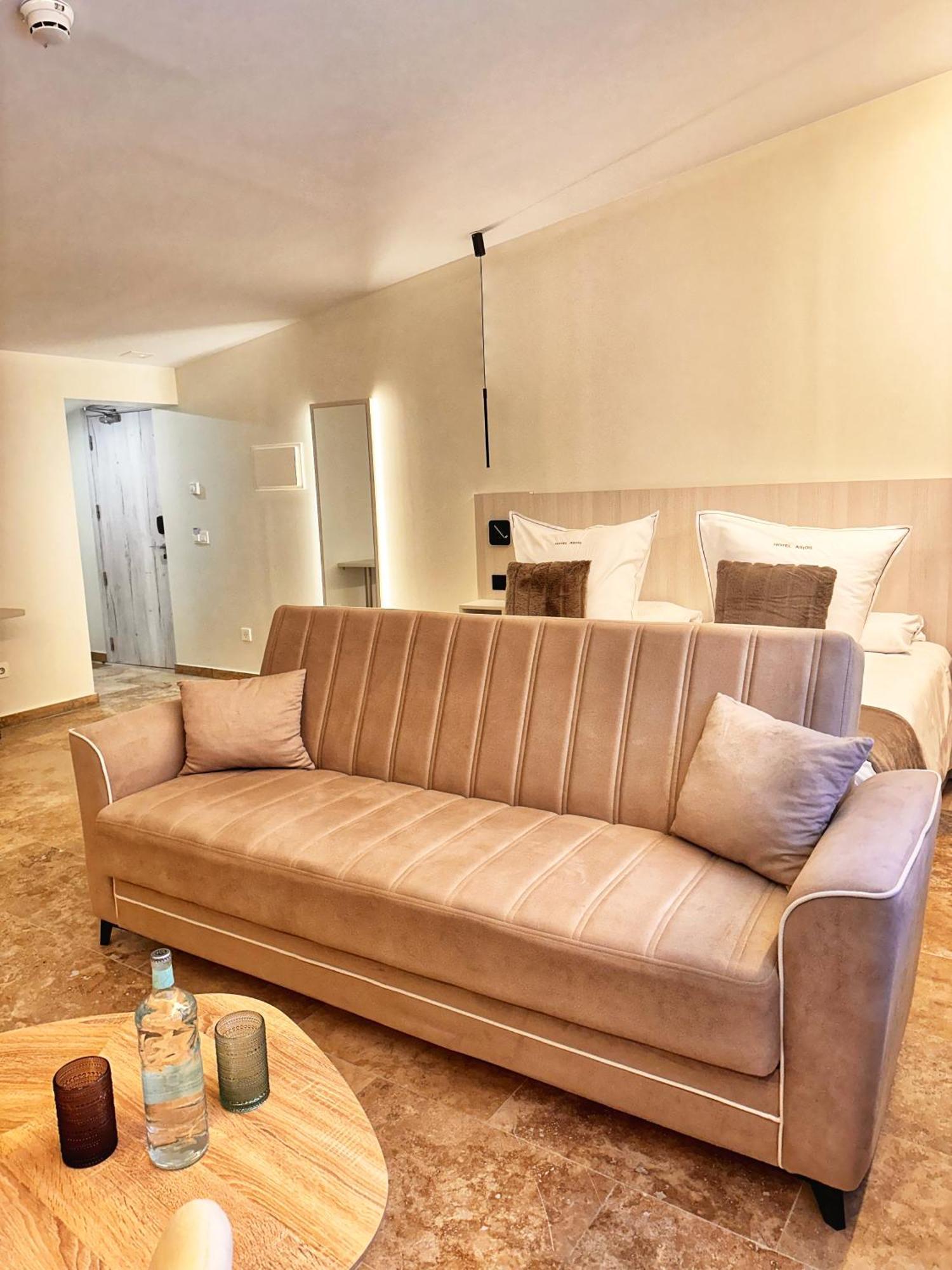 Boutique Hotel Comtal Empuries Roses Extérieur photo