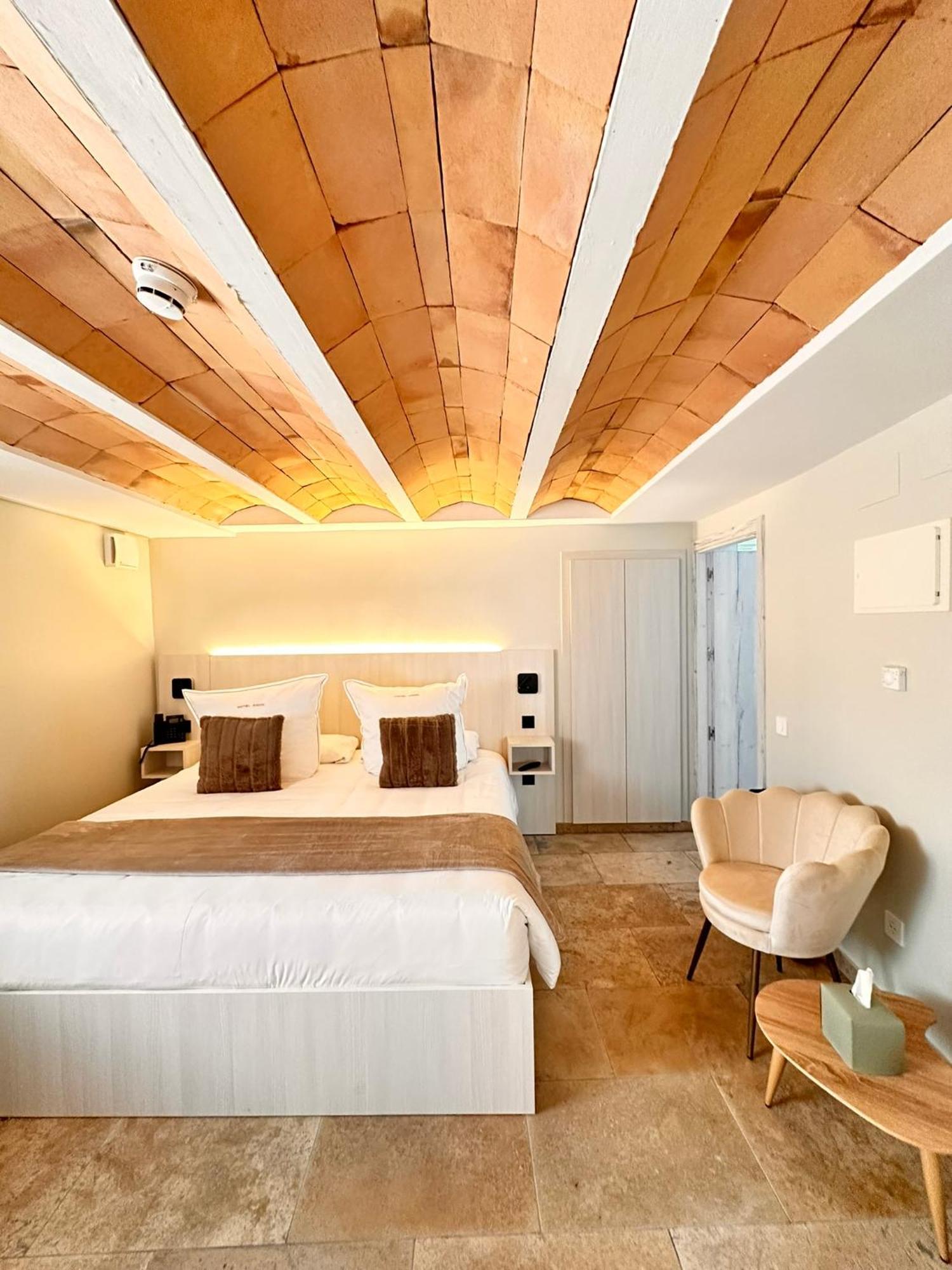 Boutique Hotel Comtal Empuries Roses Extérieur photo