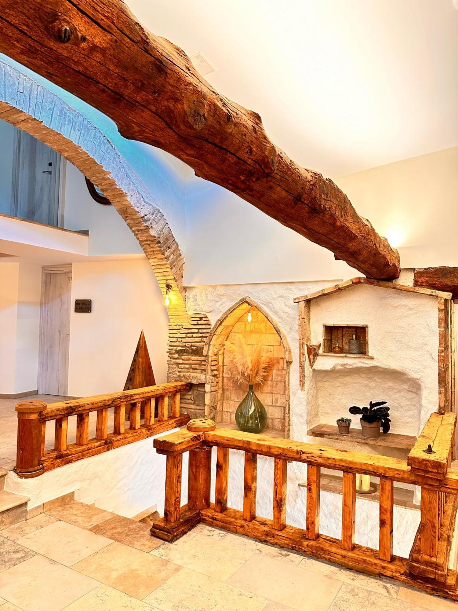 Boutique Hotel Comtal Empuries Roses Extérieur photo