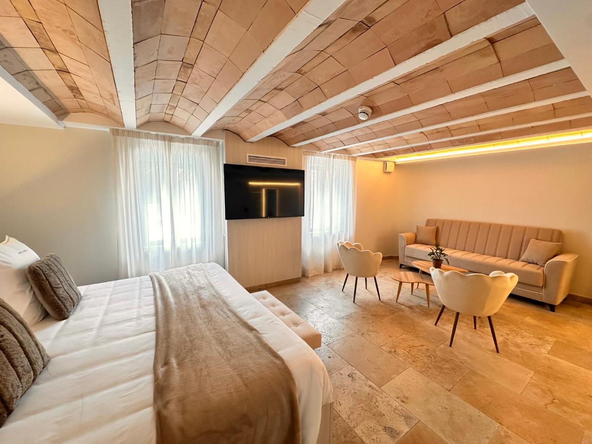 Boutique Hotel Comtal Empuries Roses Extérieur photo